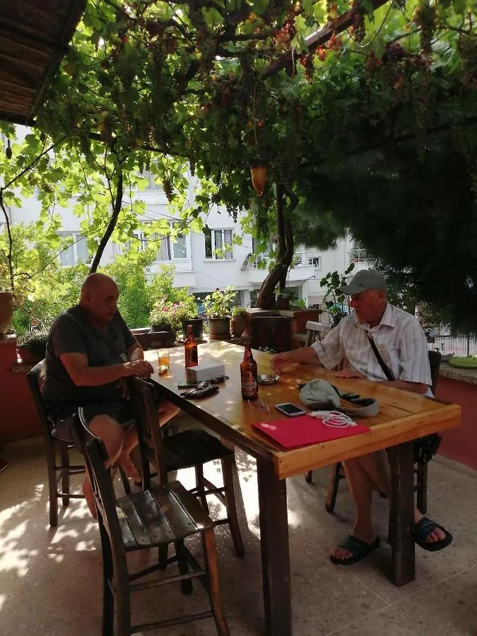 Ecer Pansiyon Kusadasi Turkey