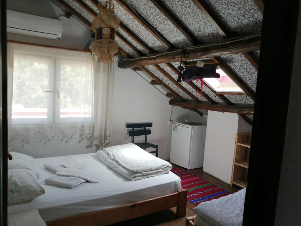 Ecer Pansiyon Kusadasi Homestay